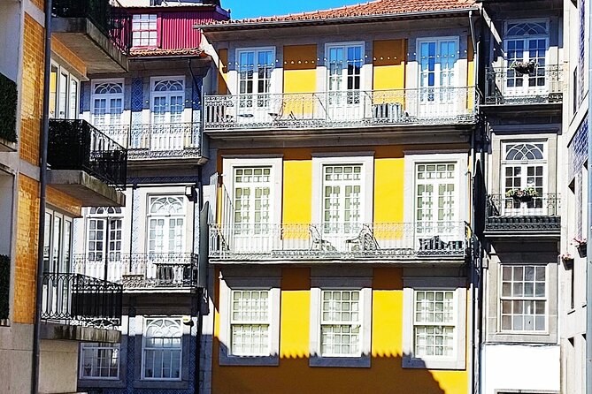 Private Walking Tour in Porto with Photo & Proof of Doce Local (3h) - Teatro Rivoli, Praça D. João I, and Avenida dos Aliados