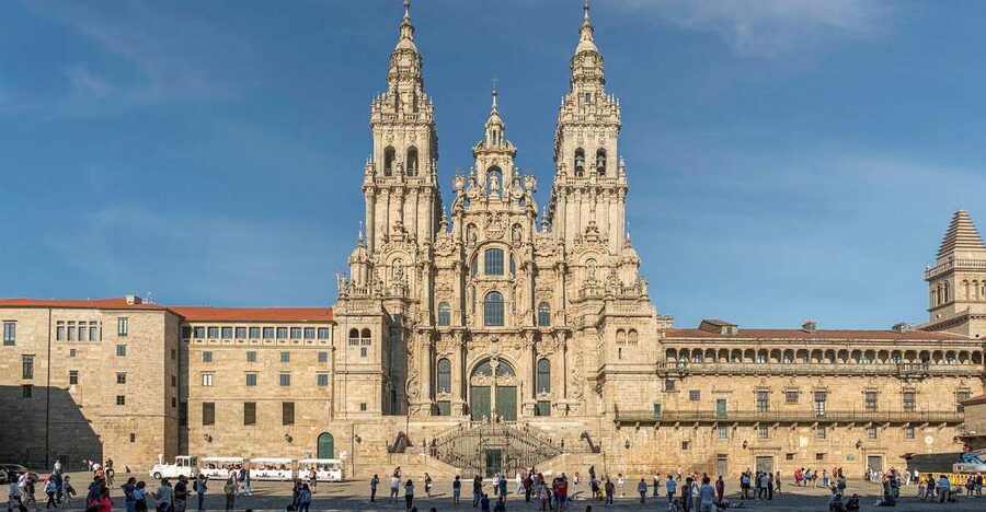 Santiago Compostela and Cathedral Day Trip from Porto - Your First Window in Santiago: Lunch and Religious Time
