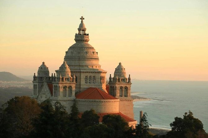 Santiago de Compostela & Viana do Castelo from Porto - Stop 3: Santiago de Compostela Cathedral and City Center Focus