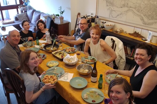 Shopping, cooking and eating together at my home in Porto - Price and value: what $90.51 is buying you in Porto