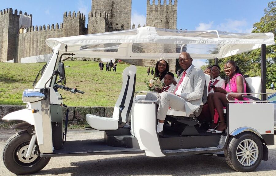 Sightseeing Tours by Electric Tuk-Tuk in Guimarães - Electric tuk-tuk sightseeing in Guimarães: why this format works