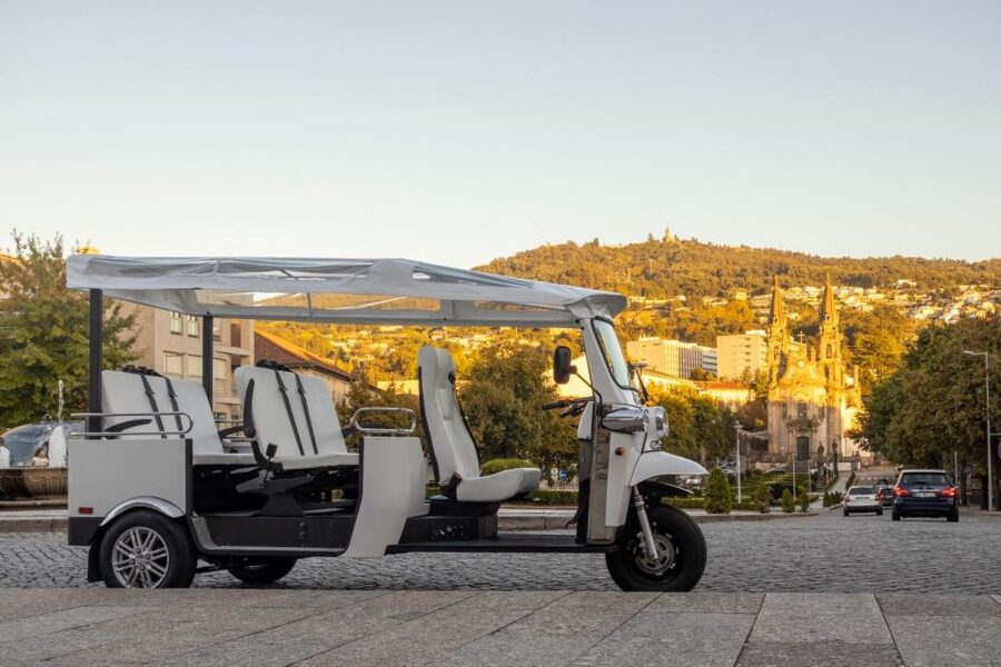 Sightseeing Tours by Electric Tuk-Tuk in Guimarães - Picking the right tour length: 1 hour to 3 hours
