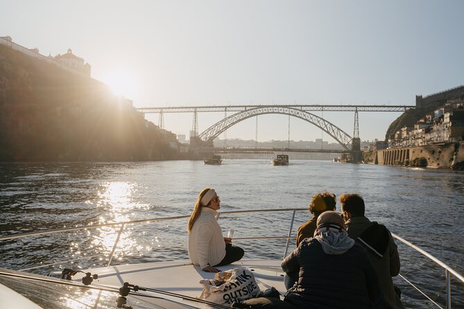 Six Bridges Cruise in Porto with Port Wine Tasting - Arrábida Bridge: The First Big View Over a Modern Icon