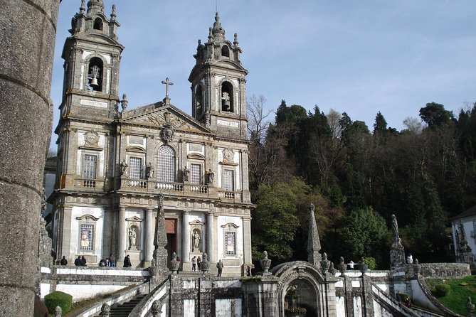 Small-Group Braga Half-Day Tour with Bom Jesus Sanctuary - Municipal Bracarense Market Area: A Stop That Adds Everyday Flavor
