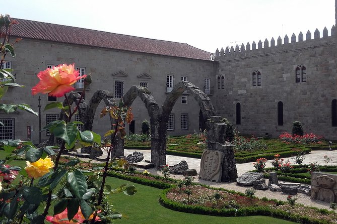 Small-Group Braga Half-Day Tour with Bom Jesus Sanctuary - The Square-and-Church Moment You’ll Remember