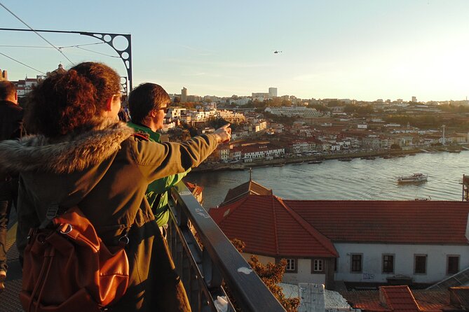 Small-group Porto's Roots Walking Tour - Catedral do Porto: How Medieval Porto Grew