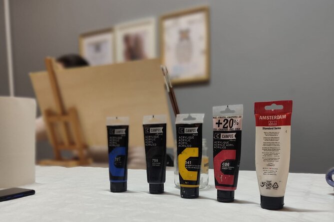 Small Painting Group with a Local Artist in Porto - Painting in Acrylic (and Learning Transferable Ideas for Oil)