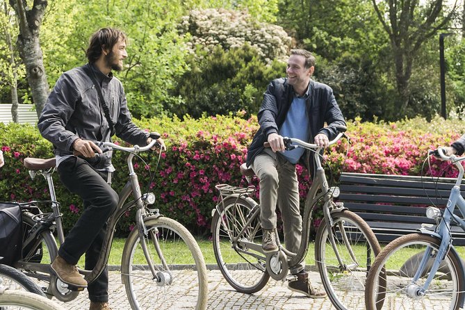 The Sunset Porto Bike Tour - Matosinhos beach and the shift into Porto’s biggest park