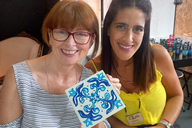 Tile Painting and Cocktails in Downtown Porto - Painting Your Own Tile: Outlines, Freehand, and Instant Confidence