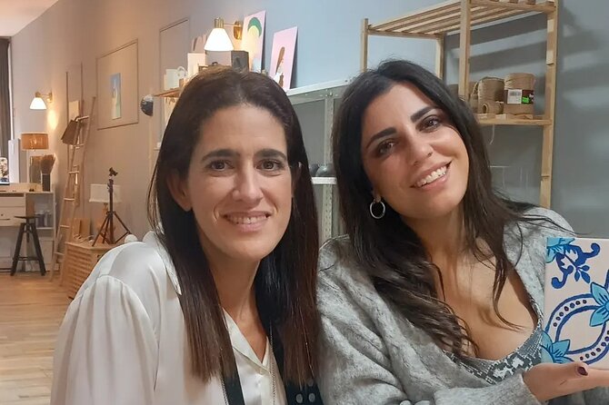 Tile Painting and Cocktails in Downtown Porto - The Cocktail (or Juice) Moment: A Real Break Mid-Project