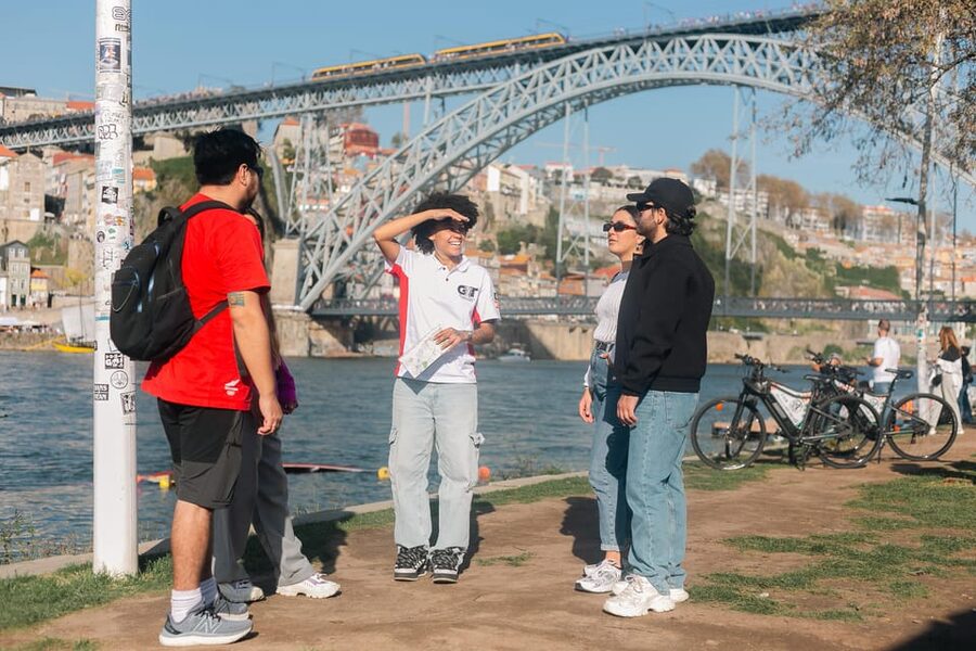 Tour Porto: Adventure in Electric Bike Tour - Ribeira and the Douro: riding the river without fighting for space