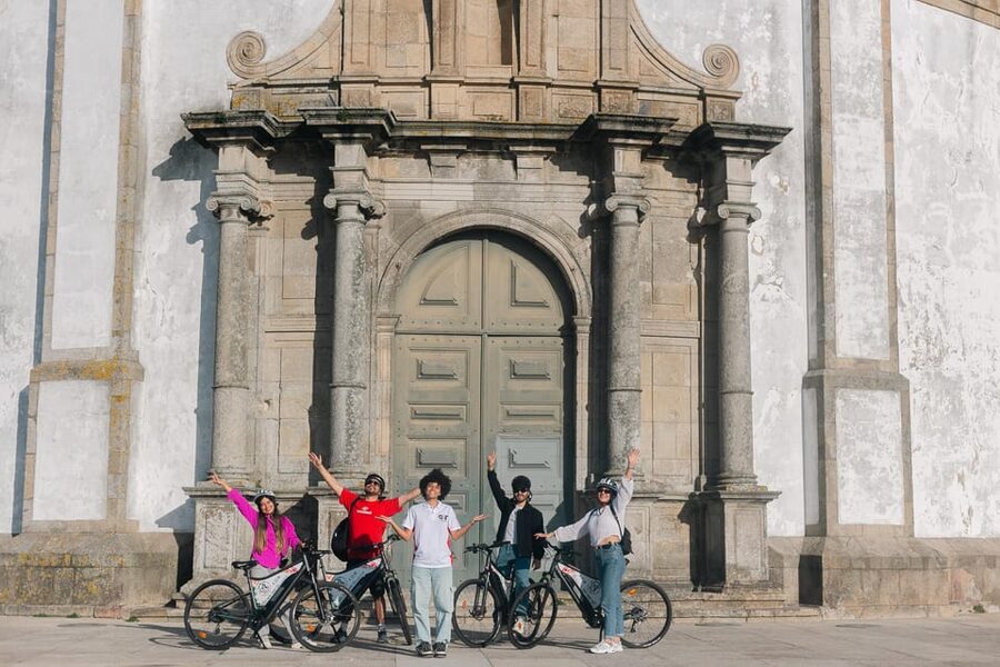 Tour Porto: Adventure in Electric Bike Tour - Timing, pace, and how to prepare so the ride feels good