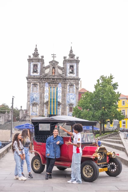 Tour Porto: Classic Car + A Toast with Port Wine - Port Wine Toast and Tasting: A Small Moment That Grounds the Route