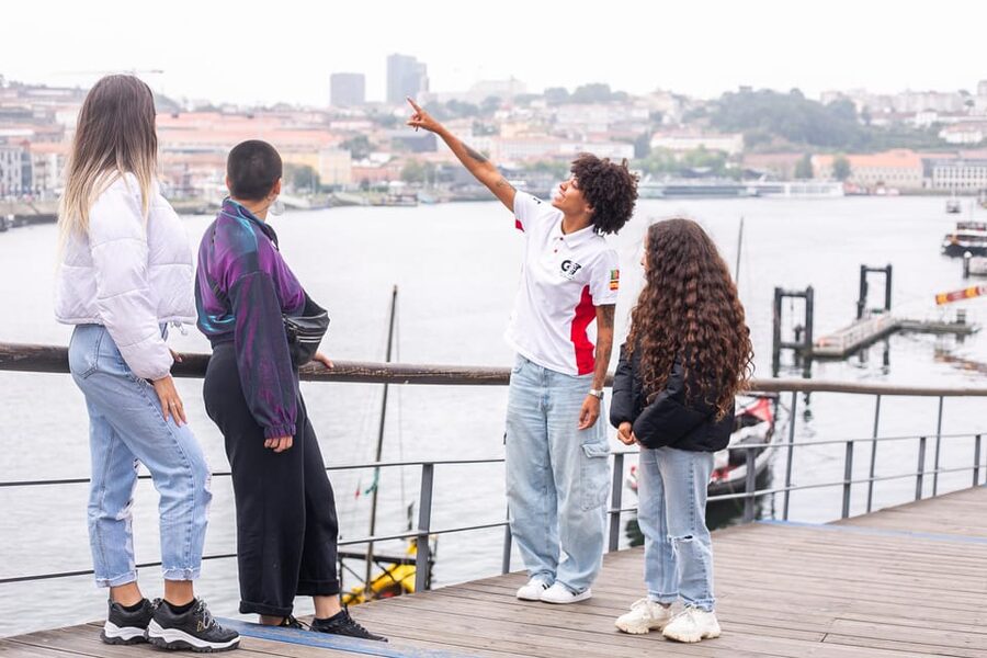 Tour Porto: Classic Car + A Toast with Port Wine - How the 1–4 Hours Really Changes Your Day