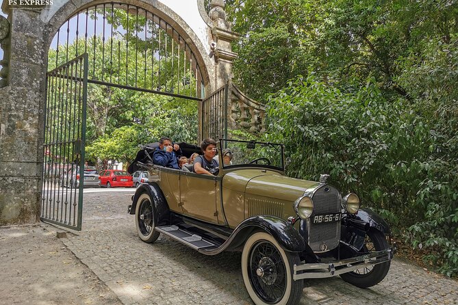 Vintage car ride in Vila Real - Where you start and how the timing fits (1 hour 30 minutes)