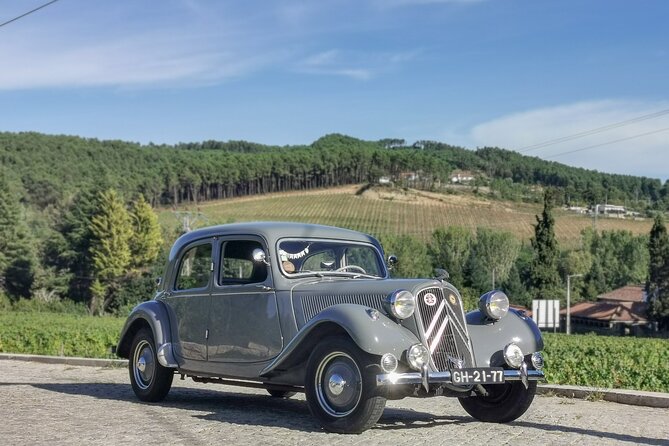 Vintage car ride in Vila Real - Vila Real Circuit since 1931: iconic streets and historic sights