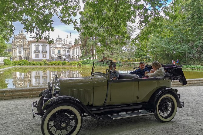 Vintage car ride in Vila Real - The guide and the vibe: João’s hands-on, patient pacing