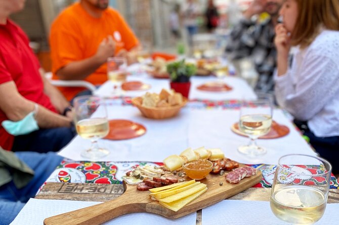 Wine Tasting with Tapas Walking Tour in Porto - A 2–3 Hour Porto Plan That Fits Any Day