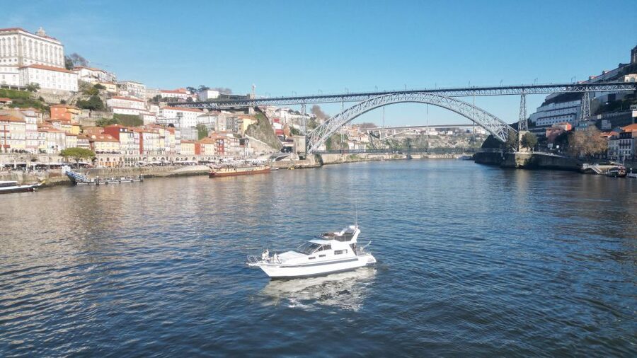 Yacht Douro Tour - Where You Start (R. do Ouro 160) and How the Tour Flows